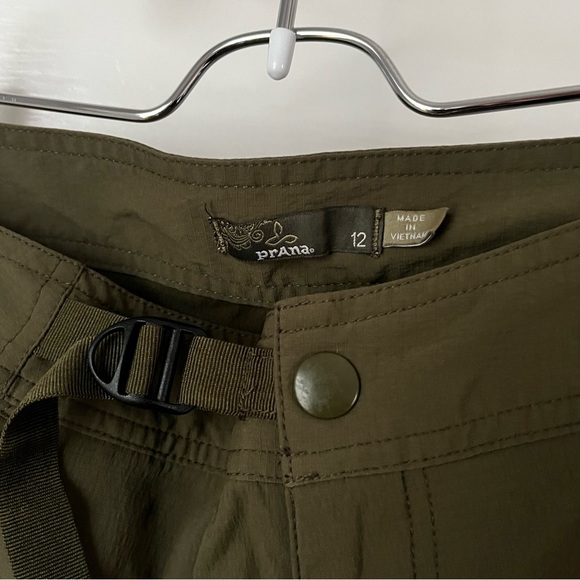 Prana Cropped Cargo Hiking Pants - Picture 5 of 6